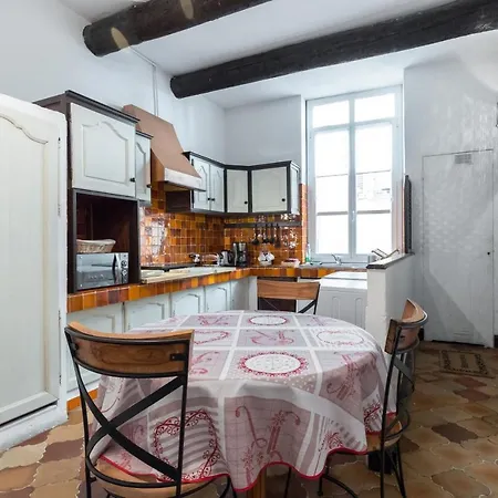 L'oustaria 3 Bedrooms Apartment, Old Town דירה ניס