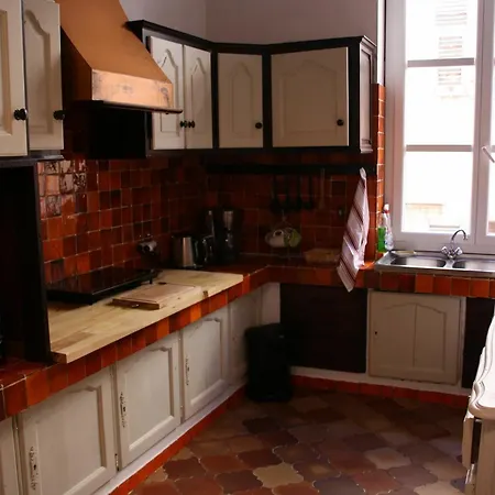 L'oustaria 3 Bedrooms Apartment, Old Town דירה ניס